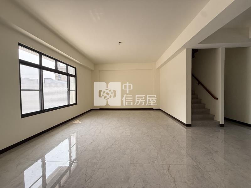 土城四車電梯傳世墅+農地房屋室內格局與周邊環境