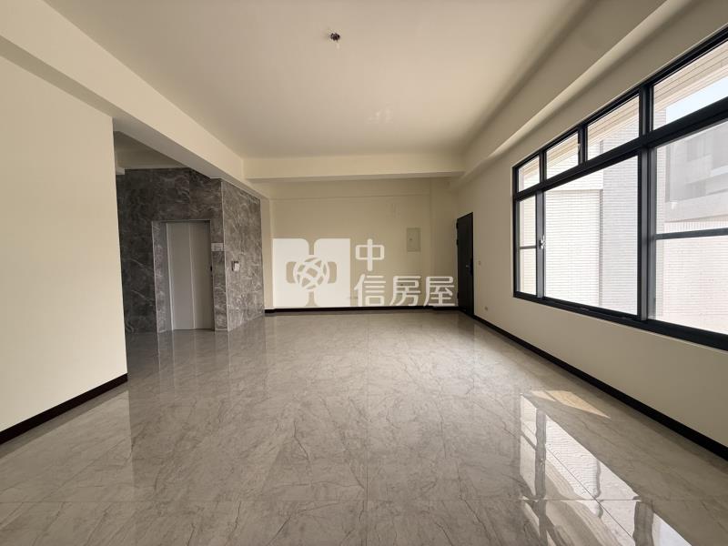 土城四車電梯傳世墅+農地房屋室內格局與周邊環境