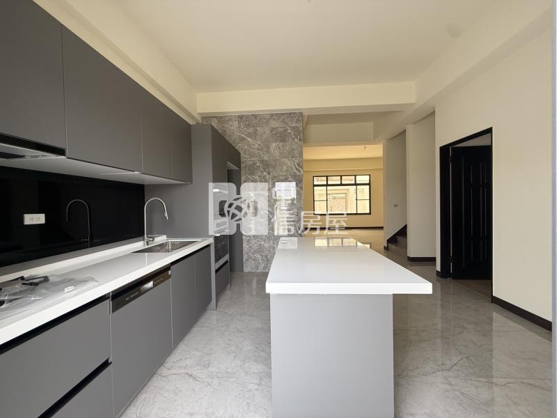 土城四車電梯傳世墅+農地房屋室內格局與周邊環境