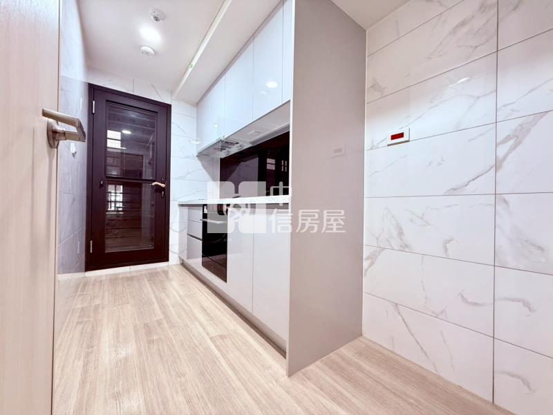 獨家!勝美琚兩房平車高樓採光戶房屋室內格局與周邊環境