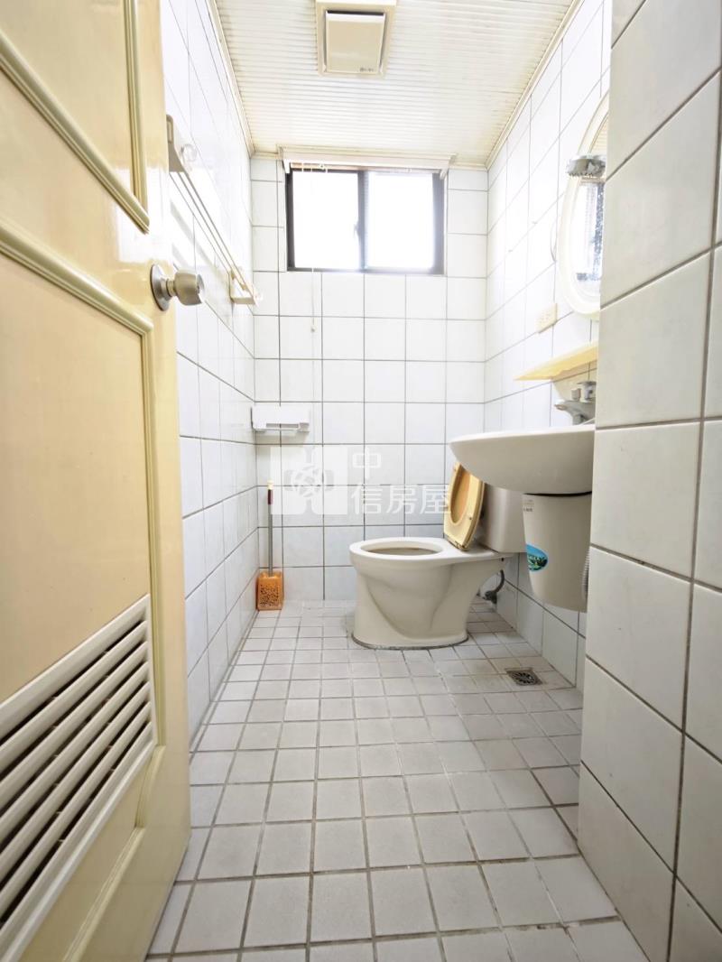 太平樹孝商圈低總價三房+休旅車位房屋室內格局與周邊環境