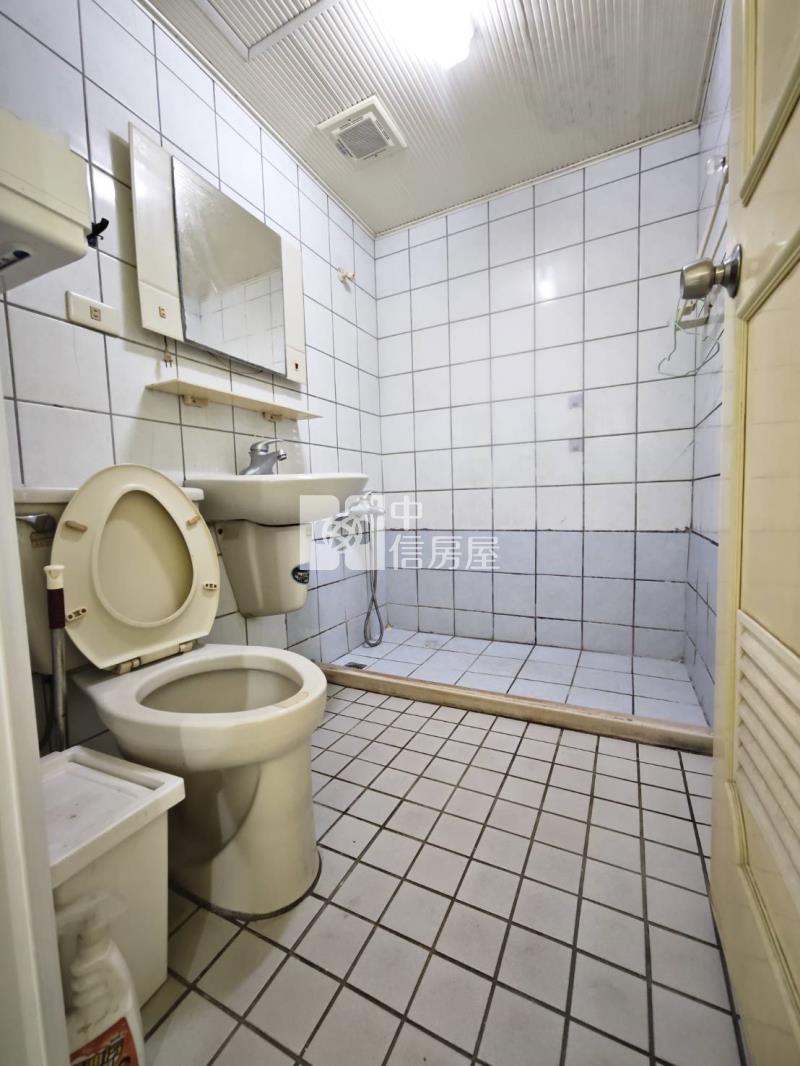 太平樹孝商圈低總價三房+休旅車位房屋室內格局與周邊環境