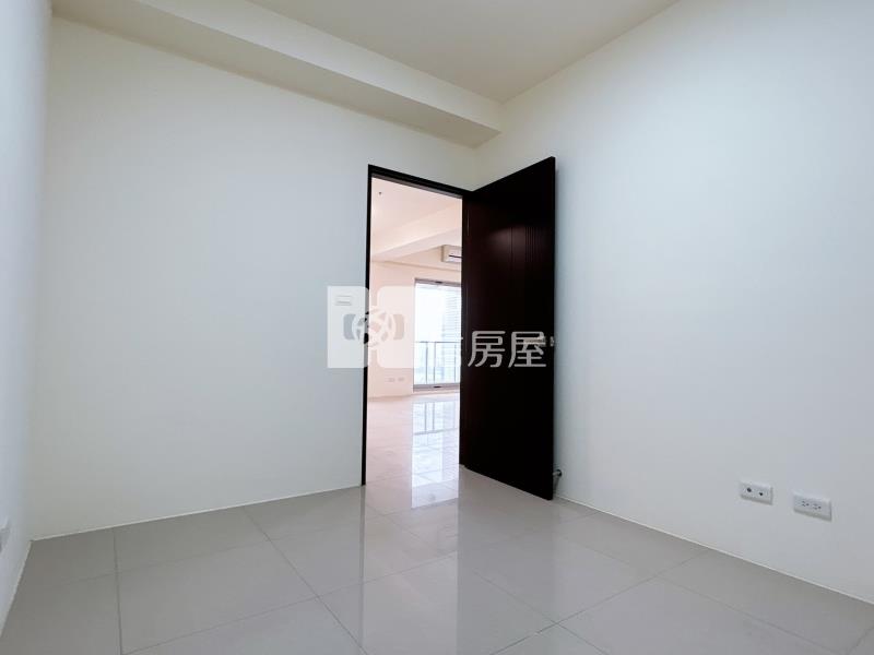 九份子國中全新明亮二房平車房屋室內格局與周邊環境