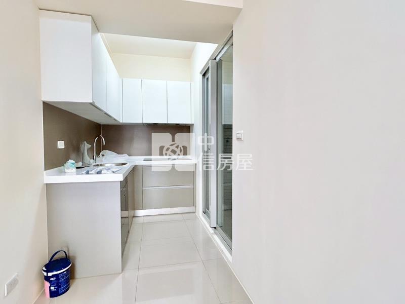 九份子國中全新明亮二房平車房屋室內格局與周邊環境