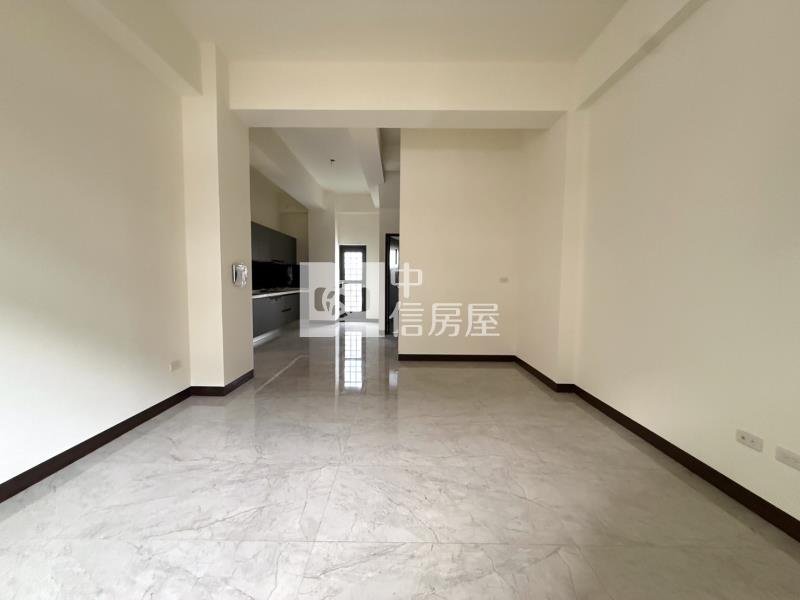 安南藏富田園車墅房屋室內格局與周邊環境