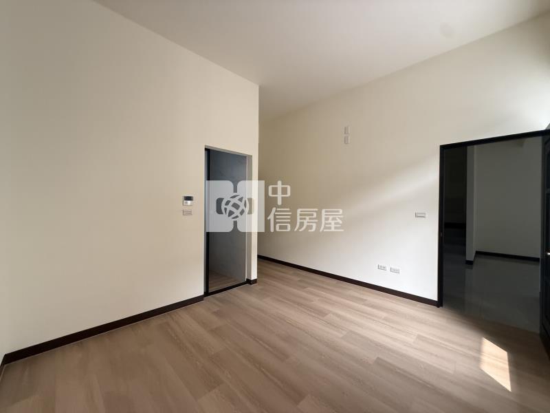 安南藏富田園車墅房屋室內格局與周邊環境