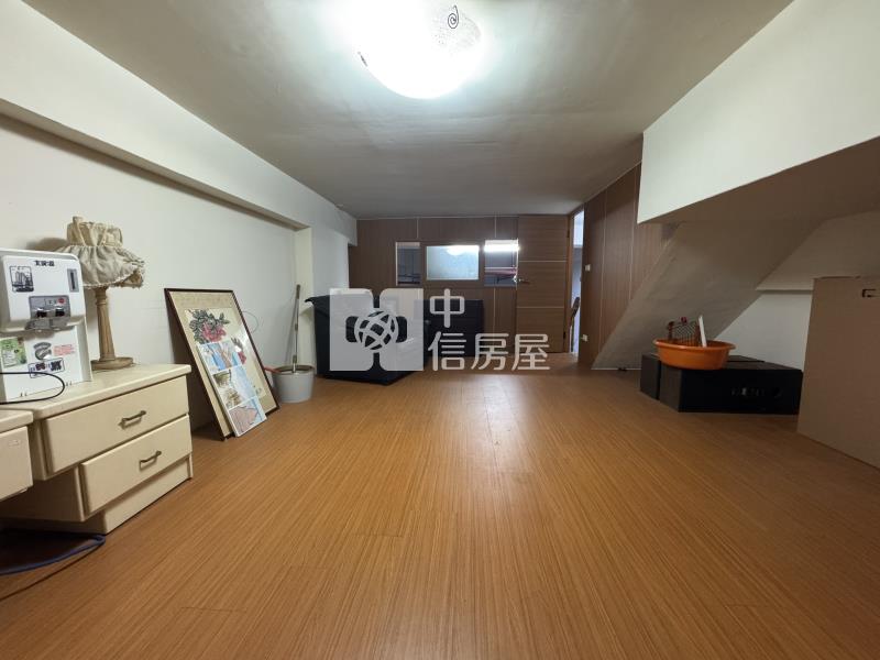 環中商圈雙車別墅房屋室內格局與周邊環境