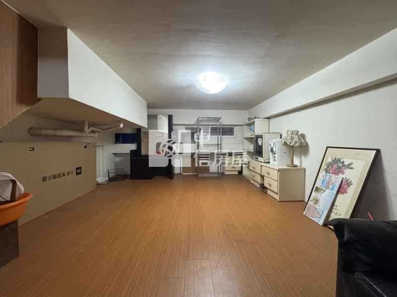 環中商圈雙車別墅房屋室內格局與周邊環境