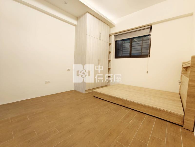 草漯重劃區稀有雙衛浴2房車(6年屋)房屋室內格局與周邊環境