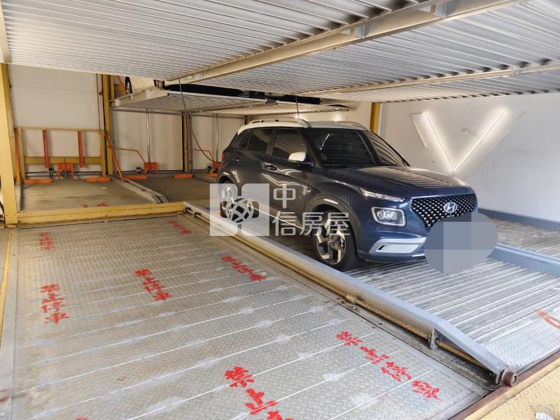 草漯重劃區稀有雙衛浴2房車(6年屋)房屋室內格局與周邊環境