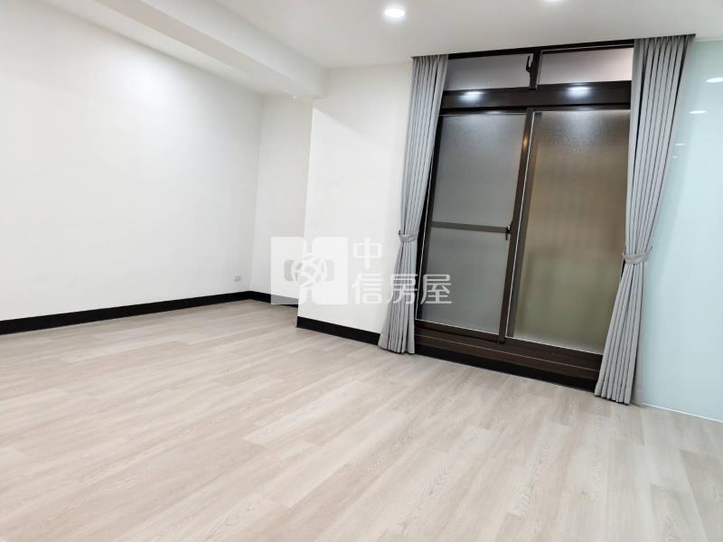 5Y32新格名宮華廈房屋室內格局與周邊環境