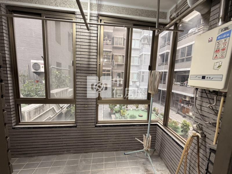 安平五期美寓-電梯3房B1平車房屋室內格局與周邊環境