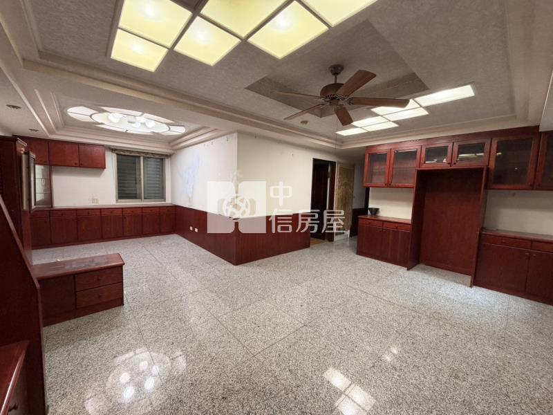 安平五期美寓-電梯3房B1平車房屋室內格局與周邊環境