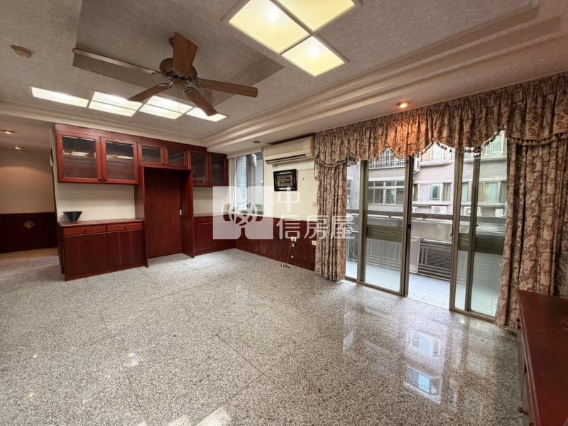 安平五期美寓-電梯3房B1平車房屋室內格局與周邊環境