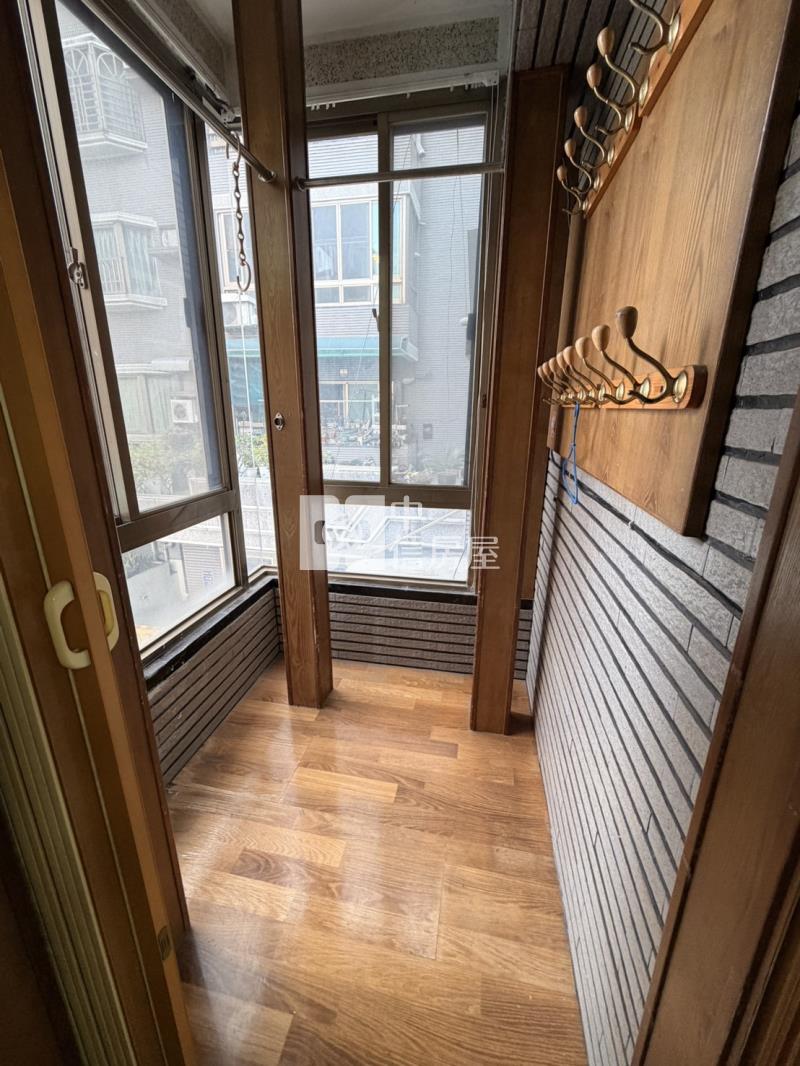 安平五期美寓-電梯3房B1平車房屋室內格局與周邊環境