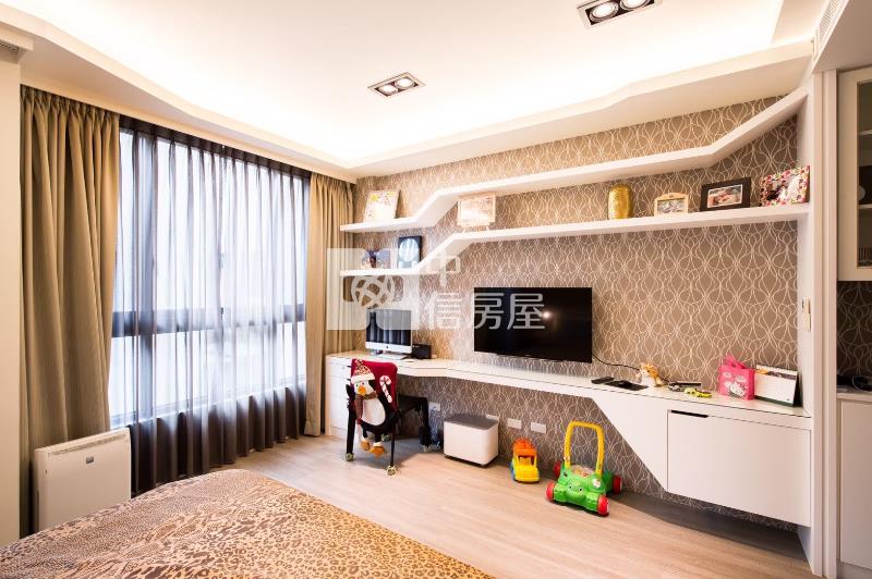 🚀孝親房，24H管理，免追垃圾車，高檔裝潢免整理🚀房屋室內格局與周邊環境