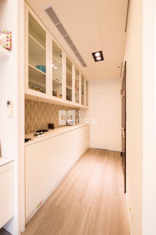 🚀孝親房，24H管理，免追垃圾車，高檔裝潢免整理🚀房屋室內格局與周邊環境