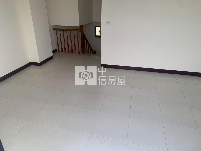 湖內全新面寬車墅房屋室內格局與周邊環境