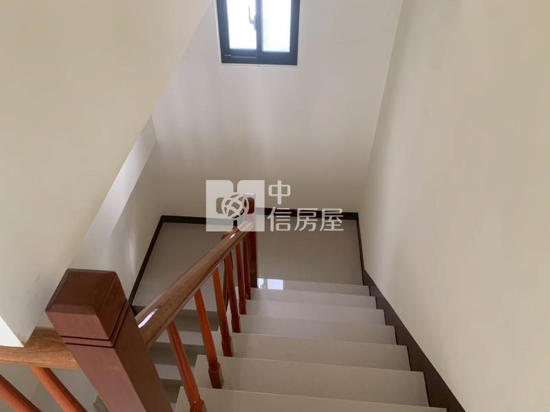 湖內全新面寬車墅房屋室內格局與周邊環境