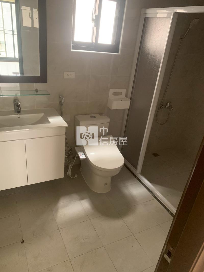 湖內全新面寬車墅房屋室內格局與周邊環境