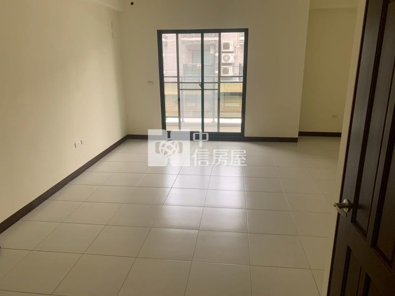 湖內全新面寬車墅房屋室內格局與周邊環境