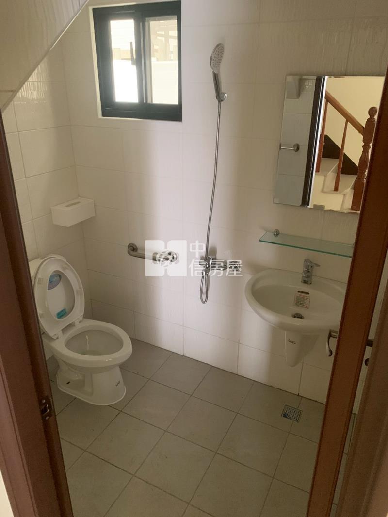 湖內全新面寬車墅房屋室內格局與周邊環境