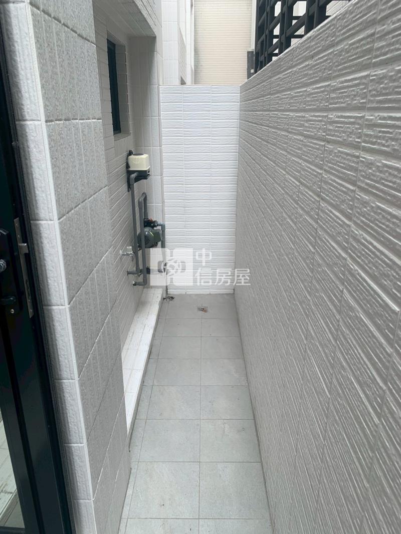 湖內全新面寬車墅房屋室內格局與周邊環境