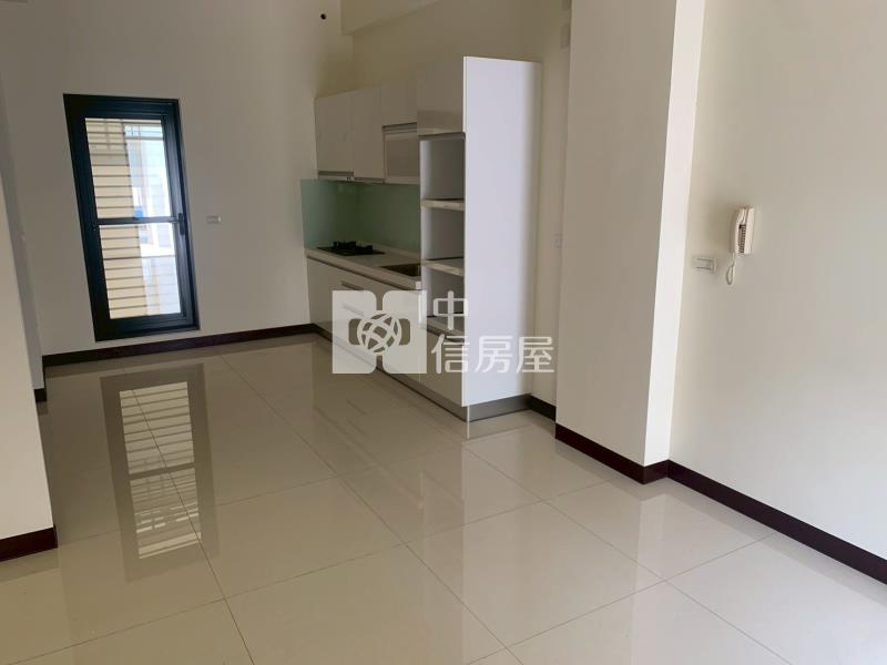 湖內全新面寬車墅房屋室內格局與周邊環境