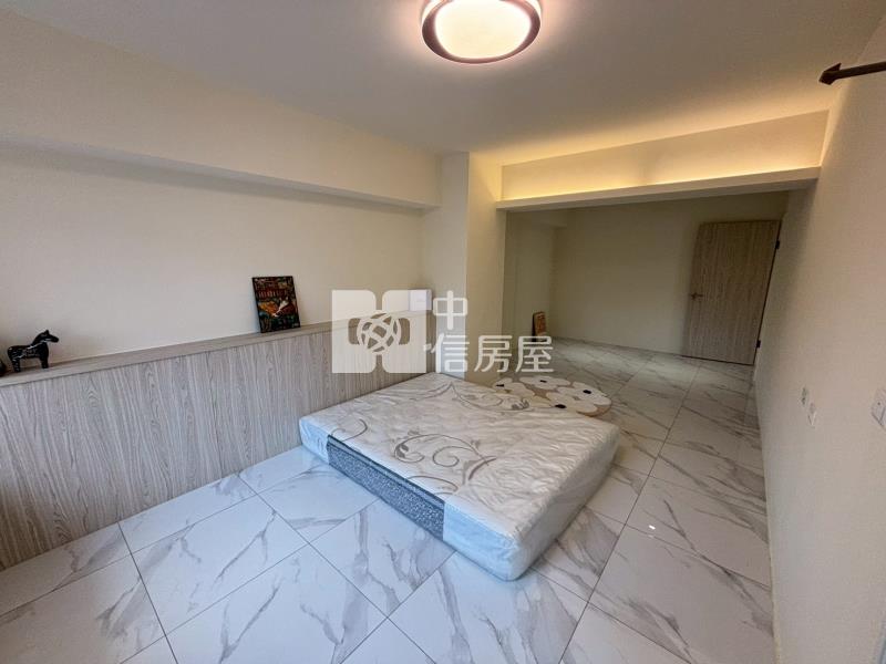 美術館旁全新整理漂亮三房附車位房屋室內格局與周邊環境