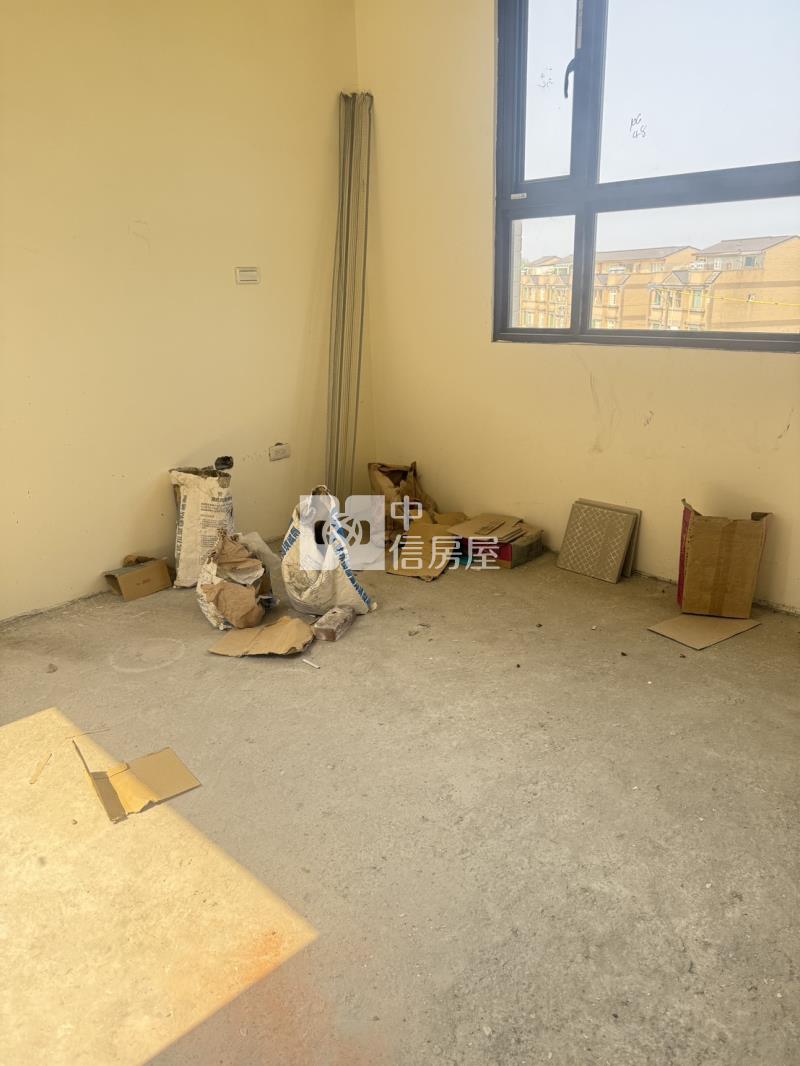 新屋市區全新電梯透天房屋室內格局與周邊環境