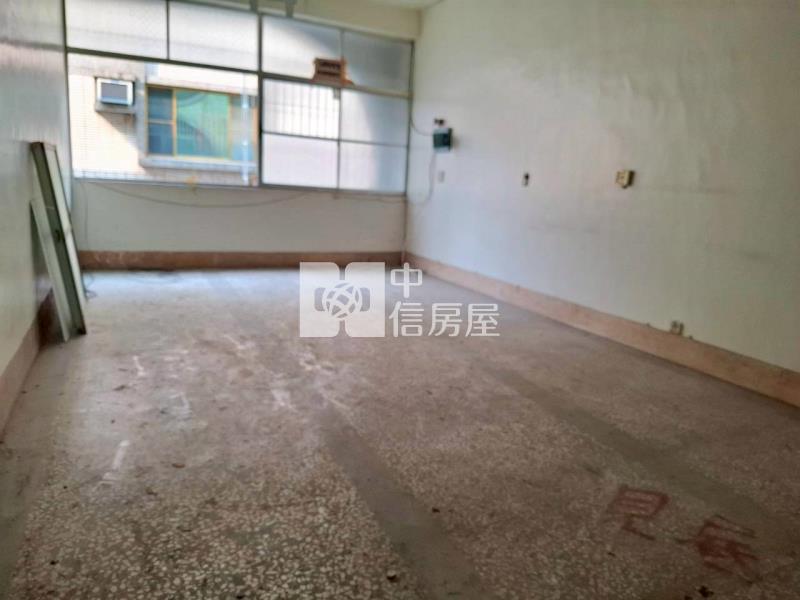 樂群國小騎樓透天正3樓店住房屋室內格局與周邊環境