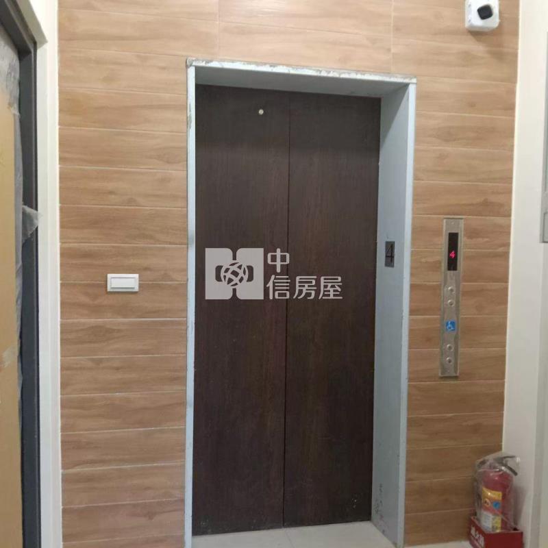 皇瑞臻邸華廈平面車位房屋室內格局與周邊環境