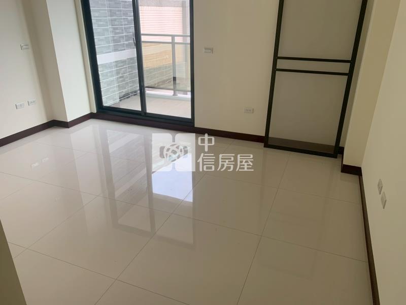 湖內湖中路全新店住房屋室內格局與周邊環境