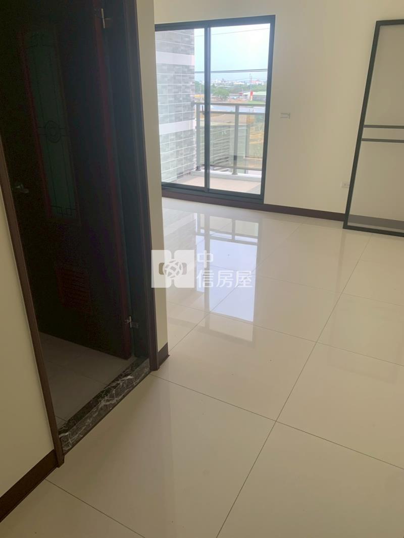 湖內湖中路全新店住房屋室內格局與周邊環境