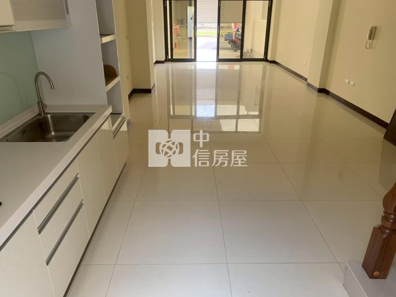 湖內湖中路全新店住房屋室內格局與周邊環境