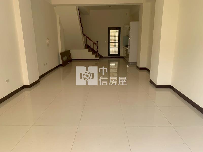 湖內湖中路全新店住房屋室內格局與周邊環境