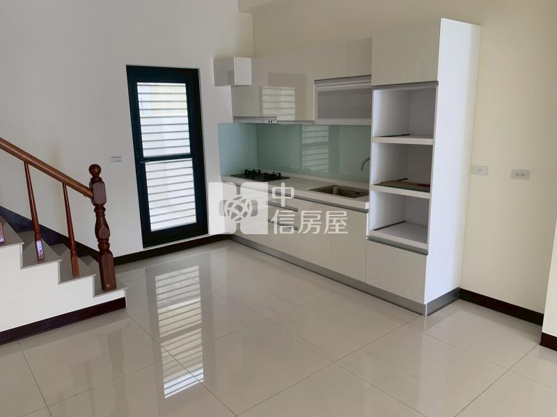 湖內湖中路全新店住房屋室內格局與周邊環境