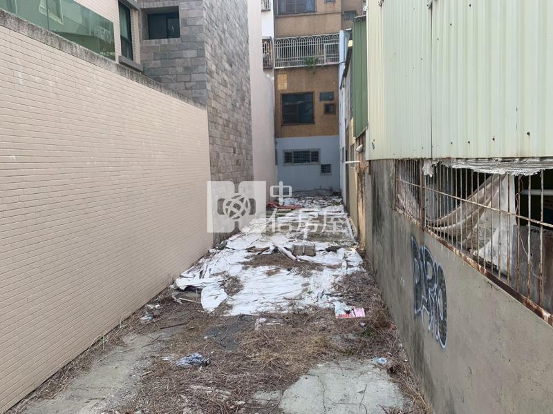 南區鹽埕段方正美建地房屋室內格局與周邊環境