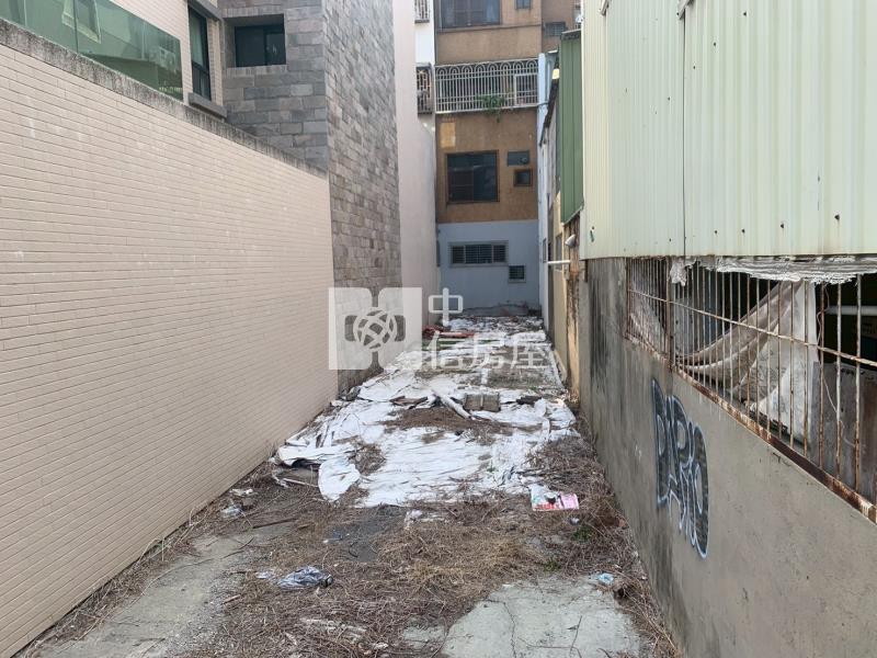 南區鹽埕段方正美建地房屋室內格局與周邊環境