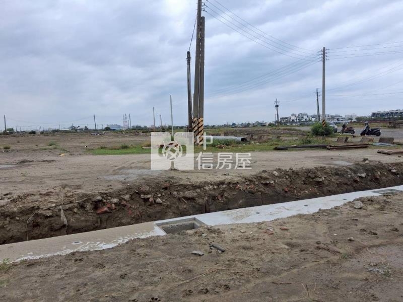 茄萣區方正養殖地A房屋室內格局與周邊環境