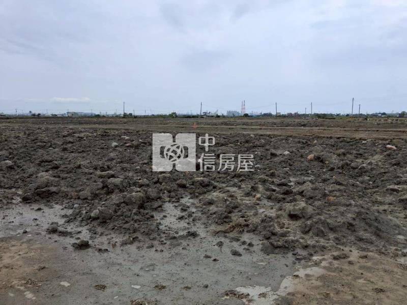 茄萣區方正養殖地A房屋室內格局與周邊環境