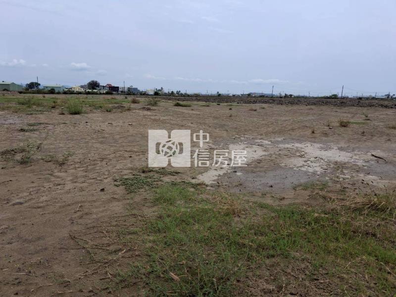 茄萣區方正養殖地A房屋室內格局與周邊環境