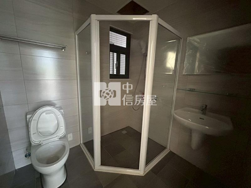 (A)近龍科一樓送13坪大露台 -3房車全新未住(中信卓越團隊)房屋室內格局與周邊環境