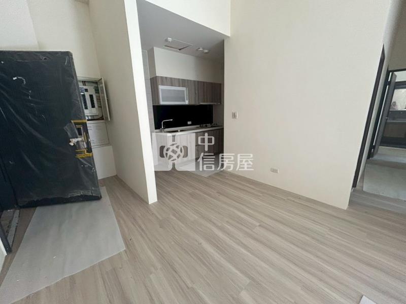 (A)近龍科一樓送13坪大露台 -3房車全新未住(中信卓越團隊)房屋室內格局與周邊環境