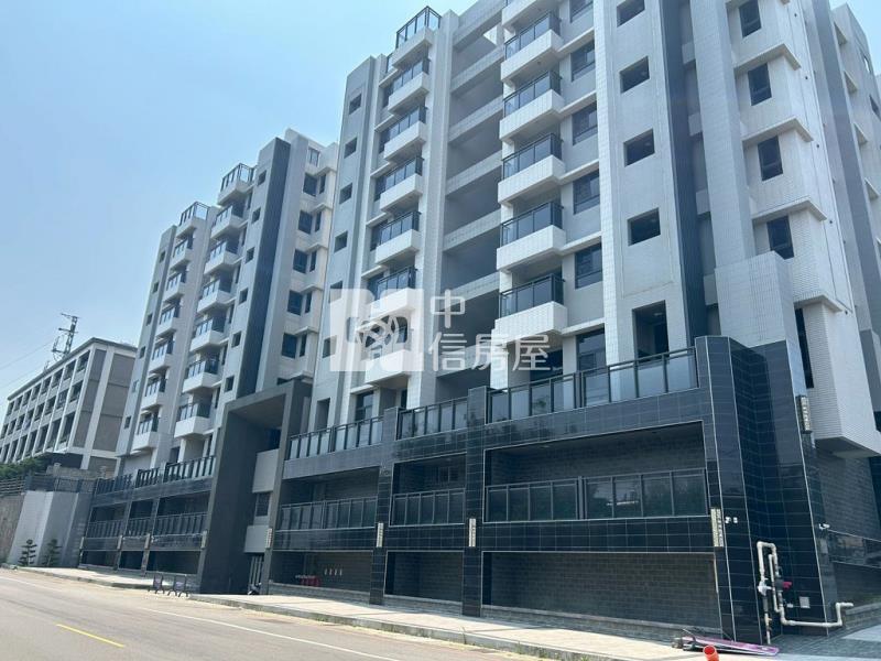 (A)近龍科一樓送13坪大露台 -3房車全新未住(中信卓越團隊)房屋室內格局與周邊環境