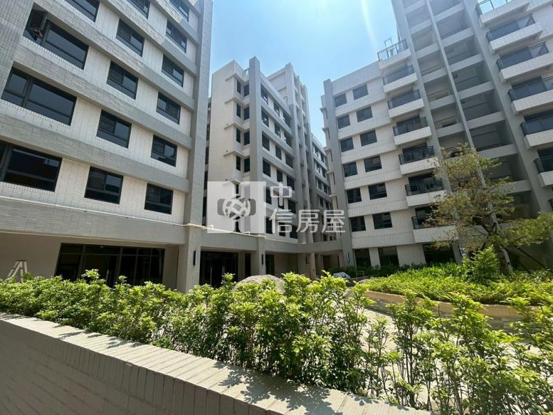 (A)近龍科一樓送13坪大露台 -3房車全新未住(中信卓越團隊)房屋室內格局與周邊環境