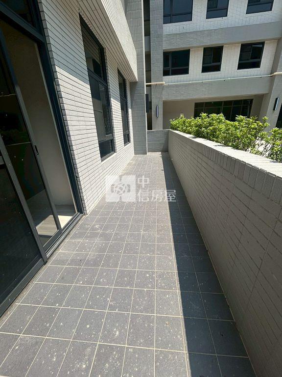 (A)近龍科一樓送13坪大露台 -3房車全新未住(中信卓越團隊)房屋室內格局與周邊環境