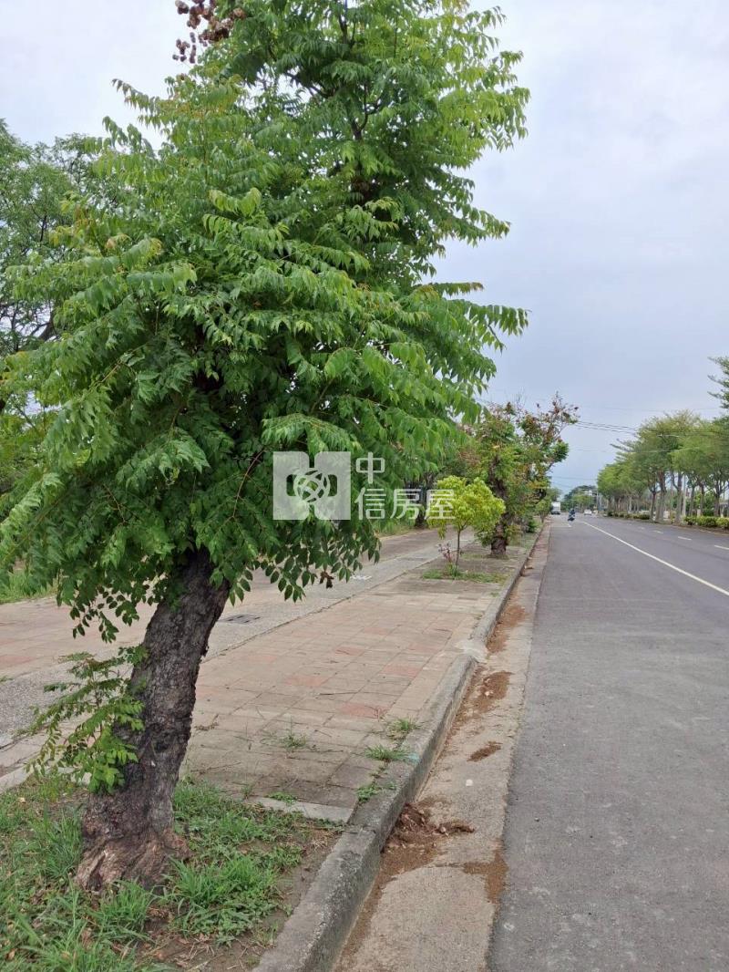 茄萣區方正養殖地(B)房屋室內格局與周邊環境