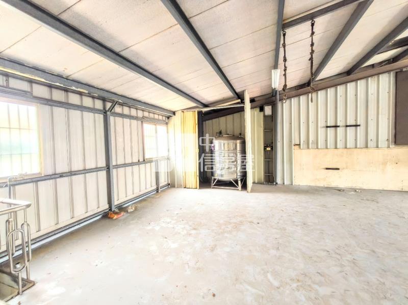 太平*真正俗*合法三照廠房*12米路大車可達@小型加工廠的最愛@只賣3680萬@歡迎預約參觀@房屋室內格局與周邊環境