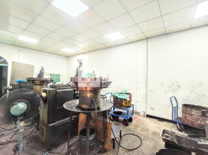 太平*真正俗*合法三照廠房*12米路大車可達@小型加工廠的最愛@只賣3680萬@歡迎預約參觀@房屋室內格局與周邊環境